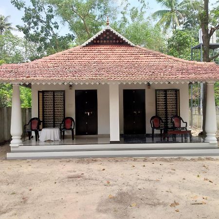 Marari Secret Beach Yoga Homestay Mararikulam Exterior foto